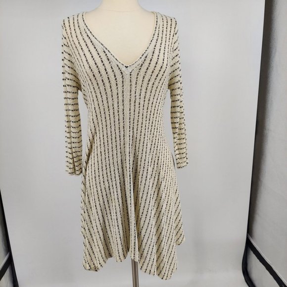 Jessica Simpson Maternity Long Sleeve Dress XL